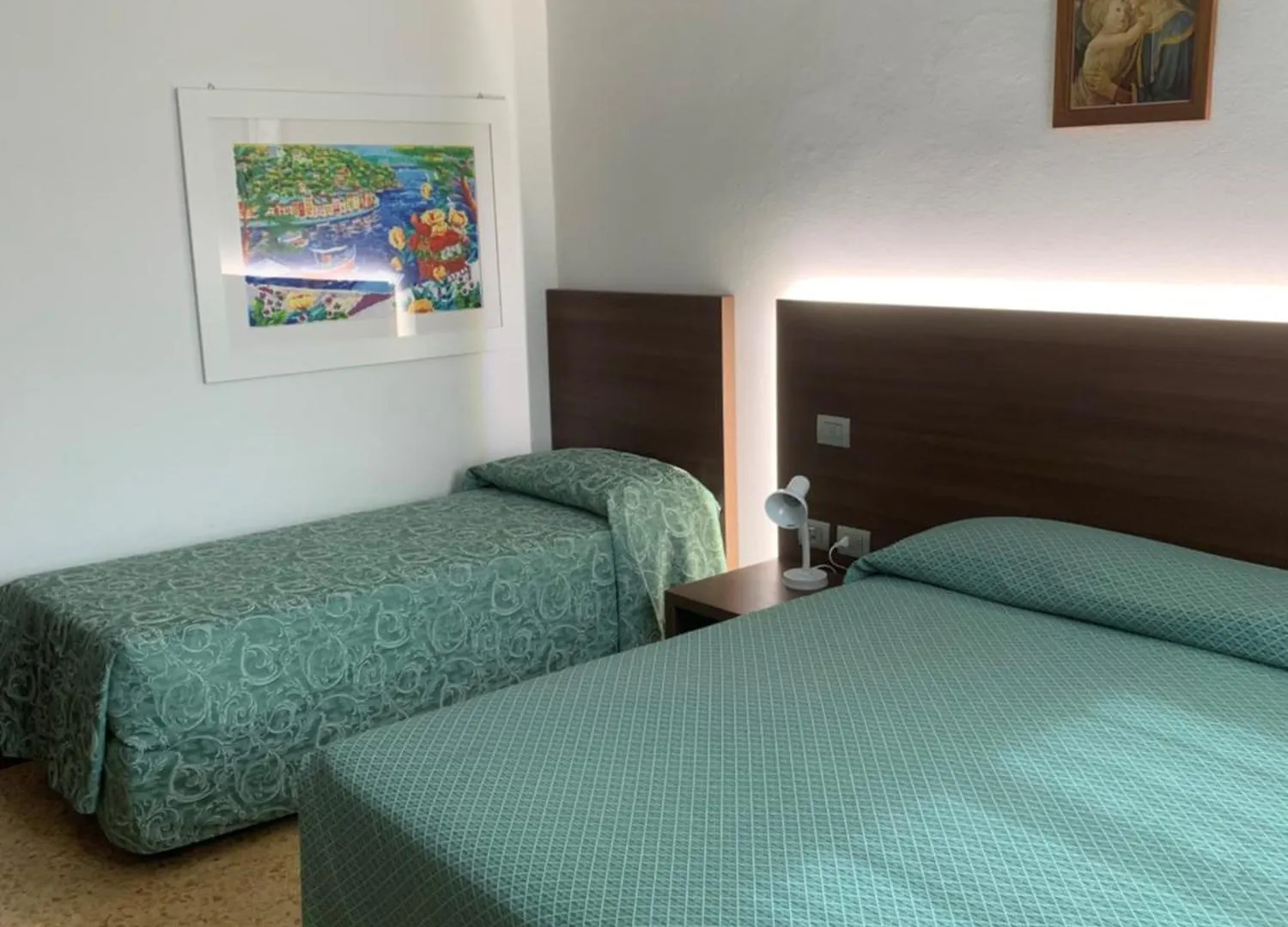 Locanda Al Santuario Peschiera del Garda 2*,