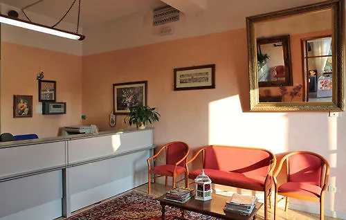 Locanda Al Santuario Peschiera del Garda 2*,