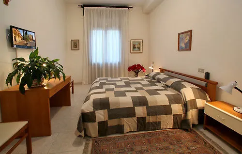 Locanda Al Santuario Peschiera del Garda Hotel