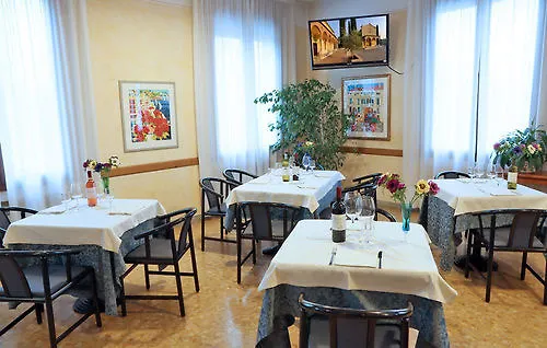 Locanda Al Santuario Peschiera del Garda Italië