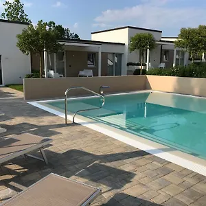 Aurora Aparthotel