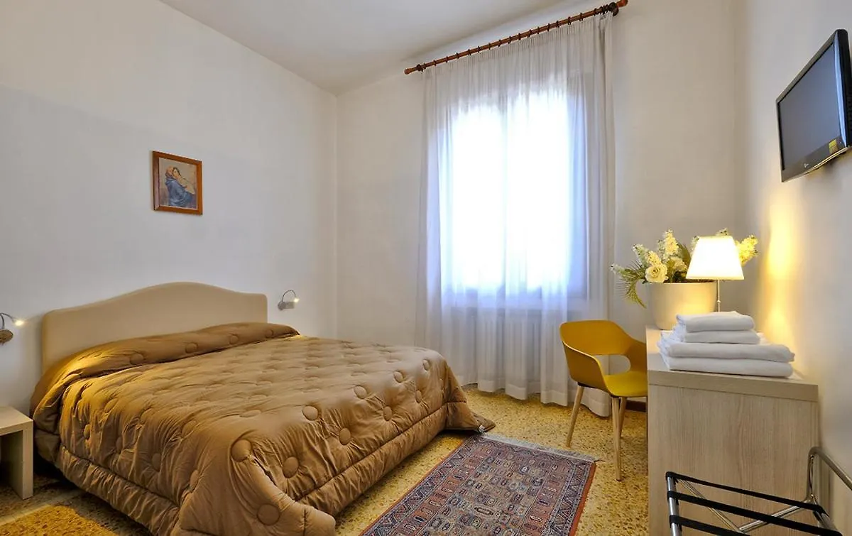 Locanda Al Santuario Peschiera del Garda Hotel