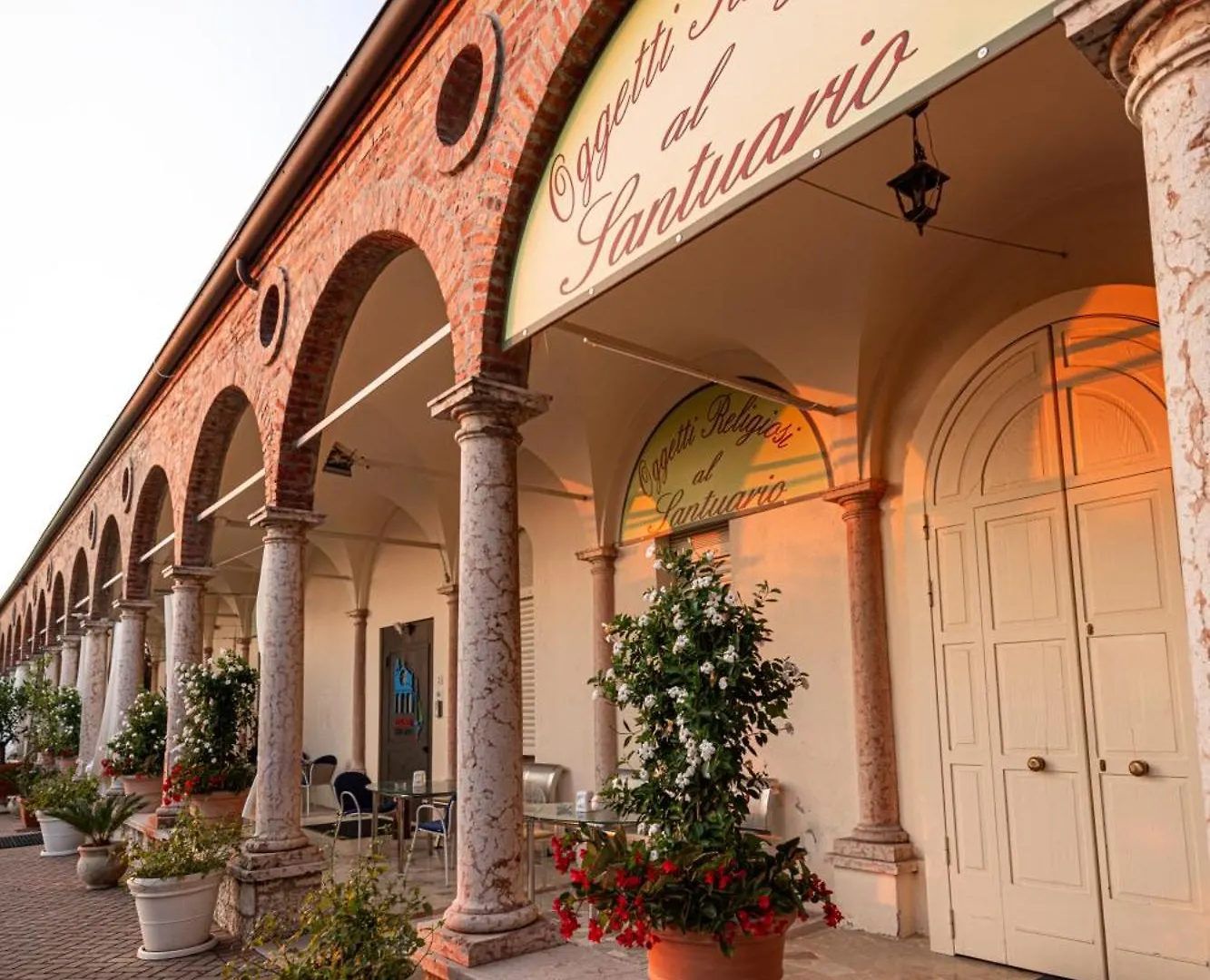 Locanda Al Santuario Peschiera del Garda Hotel